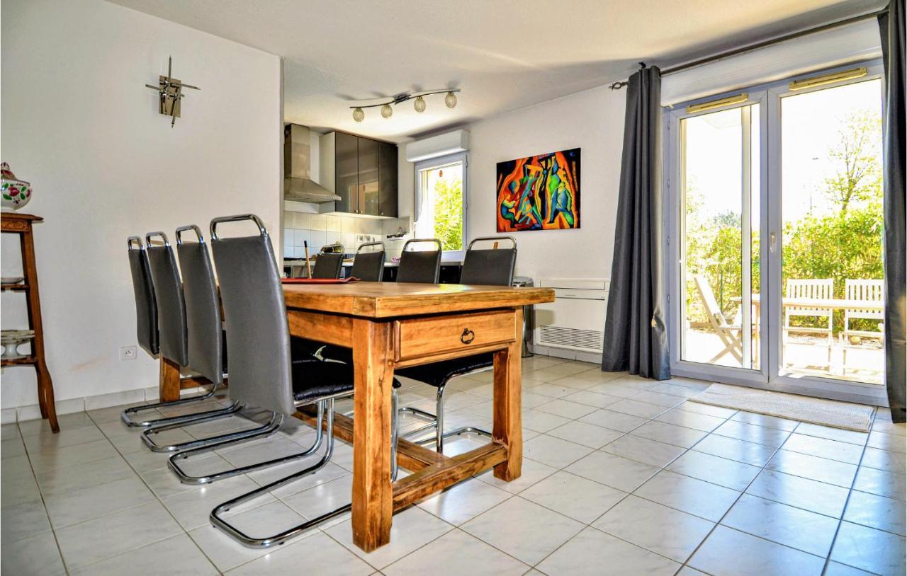 Lovely Apartment In Orange With Kitchen מראה חיצוני תמונה