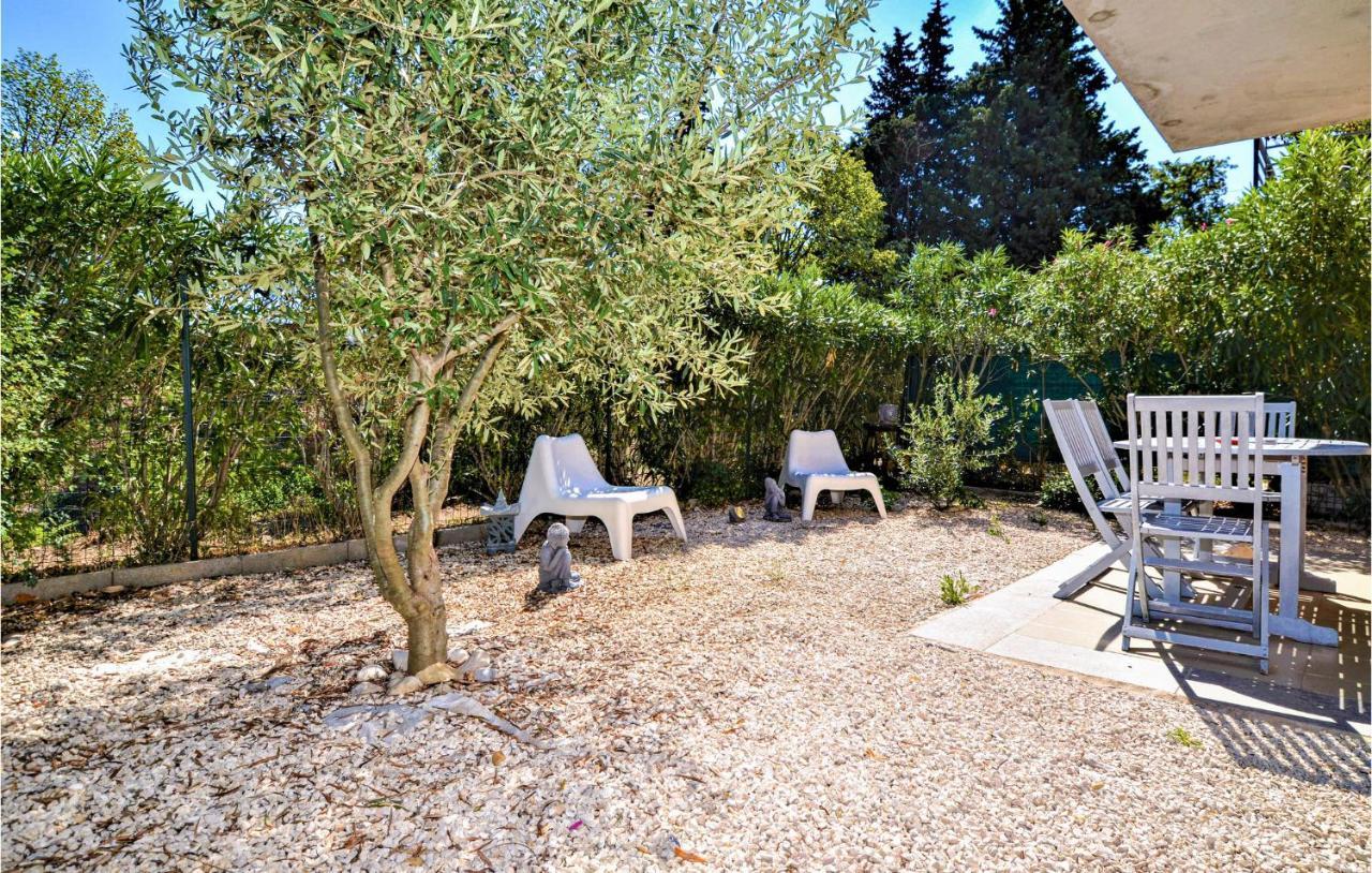 Lovely Apartment In Orange With Kitchen מראה חיצוני תמונה