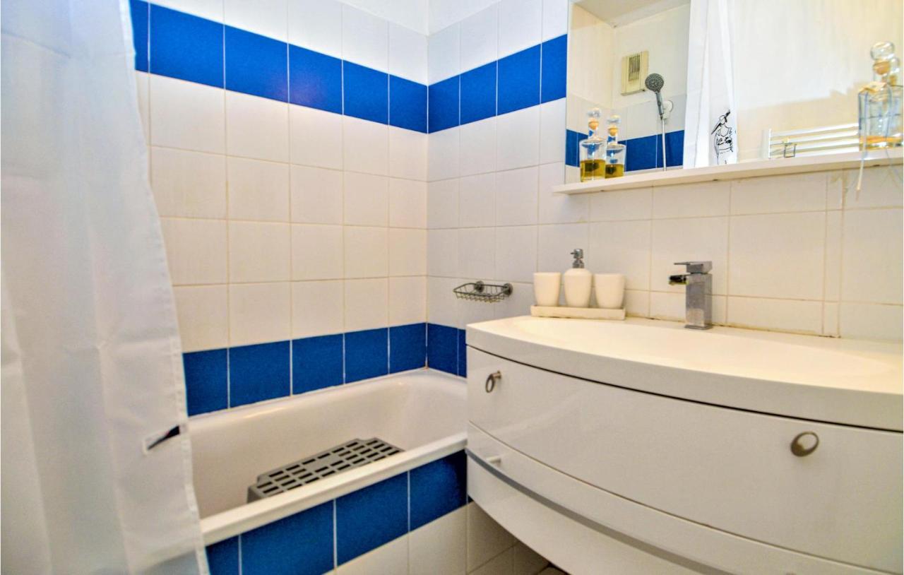 Lovely Apartment In Orange With Kitchen מראה חיצוני תמונה
